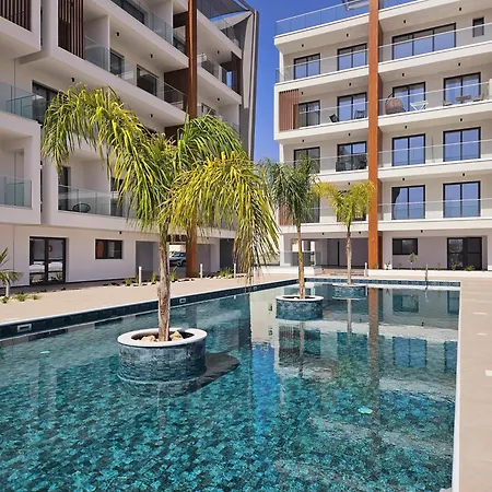 Апартаменты One Bedroom Apartment, Universal Residences Пафос