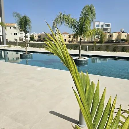 One Bedroom Apartment, Universal Residences 파포스